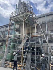 屋外集塵機・デッキ撤去廃棄 詳細画像