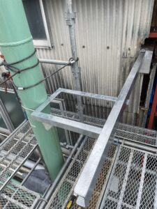 屋外集塵機・デッキ撤去廃棄 詳細画像