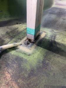 支持金具アンカー部FRP施工 詳細画像