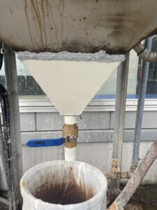 糊処理タンク底排補修 詳細画像