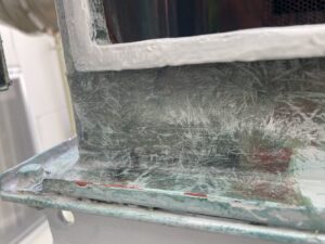 屋外集塵機　穴空き箇所FRP補修 詳細画像