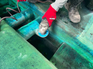 FRPクラック配管補修　メクラ工事 詳細画像