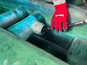 FRPクラック配管補修　メクラ工事 詳細画像