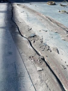 排水槽クラックFRP補修 詳細画像